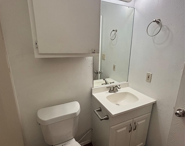 3462 Willowrun Dr - Photo Thumbnail 10