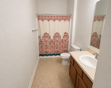 6063 Maggies Circle - Photo Thumbnail 5