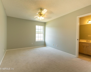 4635 Forest Glen Court - Photo Thumbnail 11