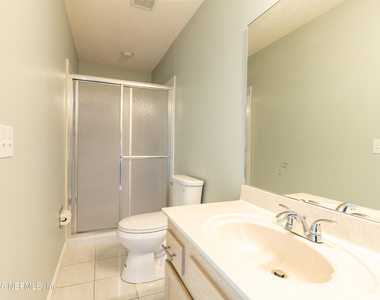 4635 Forest Glen Court - Photo Thumbnail 12