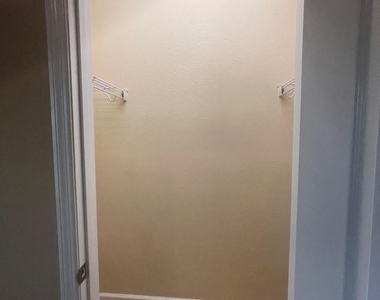 2618 Las Calinas Boulevard - Photo Thumbnail 15
