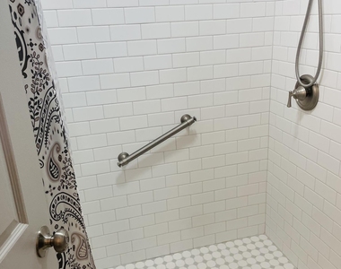2202 Wood Hill Place - Photo Thumbnail 5
