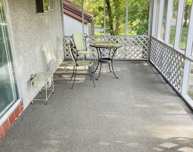 2202 Wood Hill Place - Photo Thumbnail 10