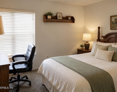 2202 Wood Hill Place - Photo Thumbnail 2