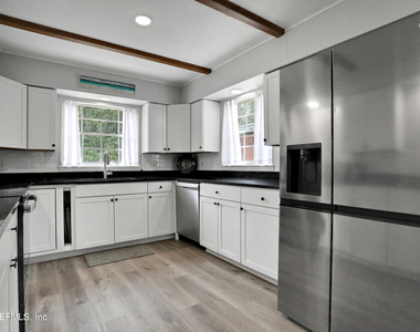 29 Nelmar Avenue - Photo Thumbnail 6