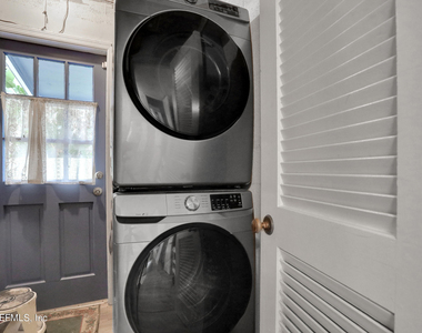 29 Nelmar Avenue - Photo Thumbnail 40