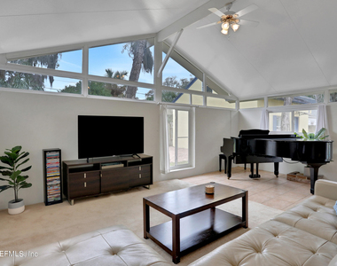 29 Nelmar Avenue - Photo Thumbnail 16
