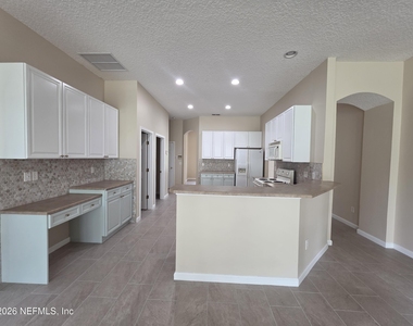 739 Wakemont Drive - Photo Thumbnail 11