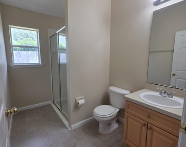 739 Wakemont Drive - Photo Thumbnail 30