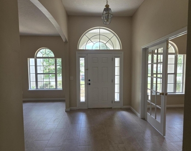 739 Wakemont Drive - Photo Thumbnail 1