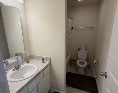 64 Java Lane - Photo Thumbnail 27