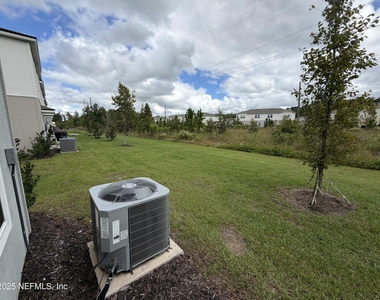 64 Java Lane - Photo Thumbnail 28