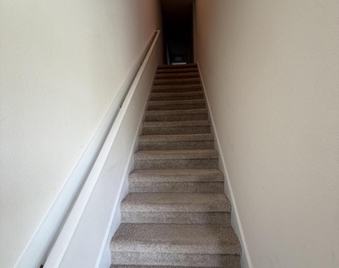 64 Java Lane - Photo Thumbnail 14