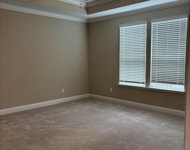 380 Brybar Drive - Photo Thumbnail 23