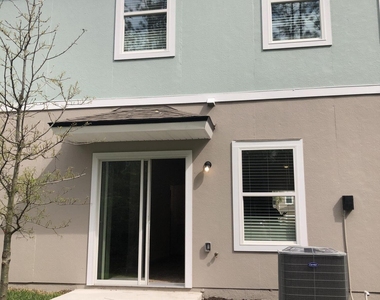 57 Scotch Pebble Drive - Photo Thumbnail 9