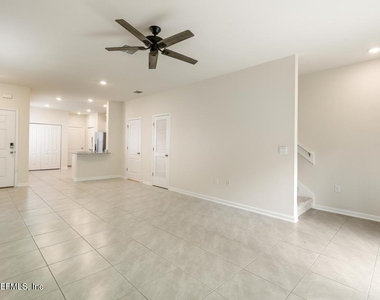 170 Pasadena Drive - Photo Thumbnail 20