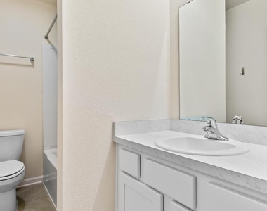 170 Pasadena Drive - Photo Thumbnail 30
