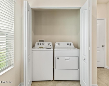 170 Pasadena Drive - Photo Thumbnail 10
