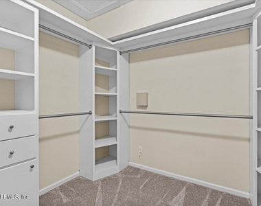 1201 E Redrock Ridge Avenue - Photo Thumbnail 45