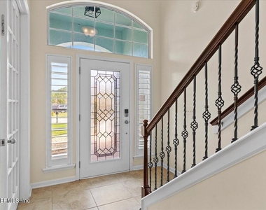 1201 E Redrock Ridge Avenue - Photo Thumbnail 4