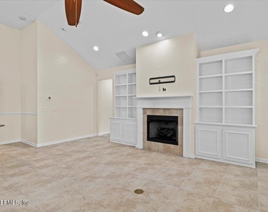 1201 E Redrock Ridge Avenue - Photo Thumbnail 35