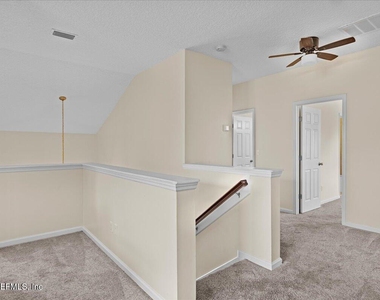 1201 E Redrock Ridge Avenue - Photo Thumbnail 53
