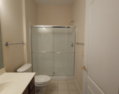 8601 Beach Boulevard - Photo Thumbnail 16