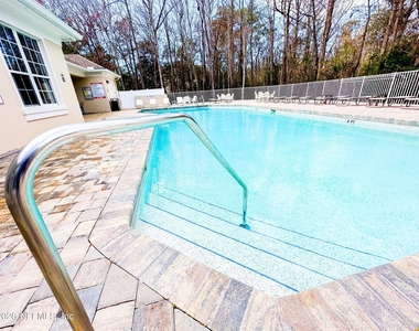 8601 Beach Boulevard - Photo Thumbnail 27