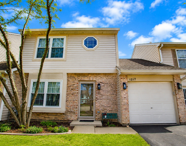 1217 N Village Drive - Photo Thumbnail 8