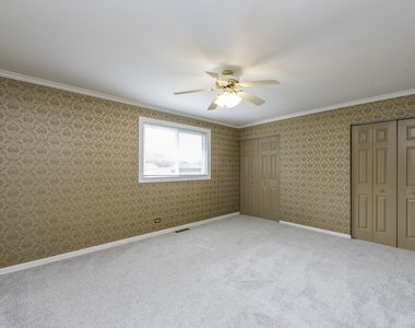 551 W Park Avenue - Photo Thumbnail 21
