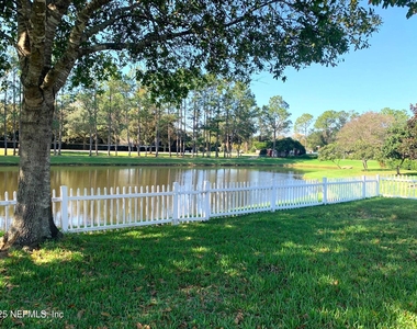 109 Hawthorn Hedge Lane - Photo Thumbnail 16