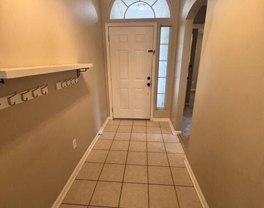 109 Hawthorn Hedge Lane - Photo Thumbnail 1