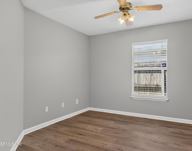 1108 Hidden Cove Circle S - Photo Thumbnail 14