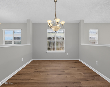 1108 Hidden Cove Circle S - Photo Thumbnail 9