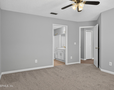 1108 Hidden Cove Circle S - Photo Thumbnail 17