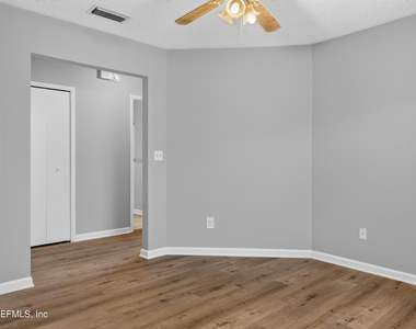 1108 Hidden Cove Circle S - Photo Thumbnail 15