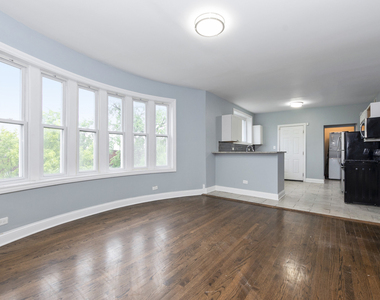 8101 S Throop Street - Photo Thumbnail 7
