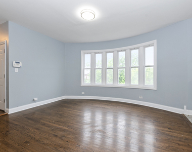 8101 S Throop Street - Photo Thumbnail 6
