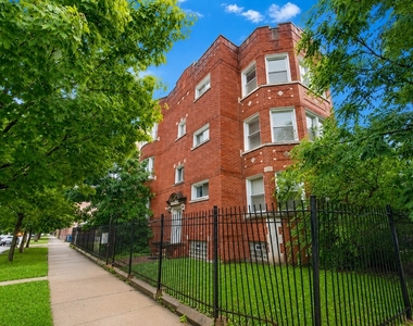 8101 S Throop Street - Photo Thumbnail 1