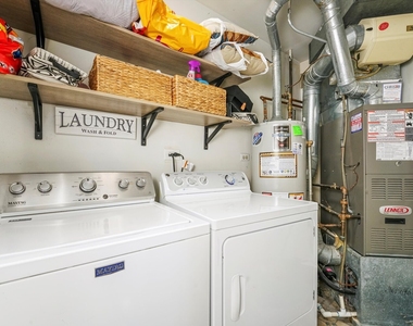608 Hanover Court - Photo Thumbnail 8