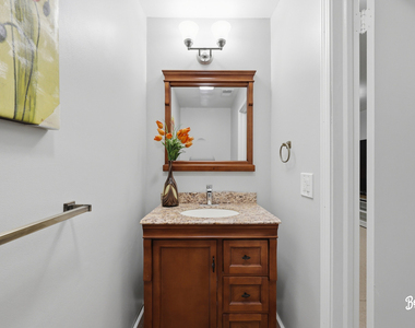 750 Dunhill Drive - Photo Thumbnail 15