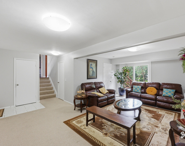 750 Dunhill Drive - Photo Thumbnail 16
