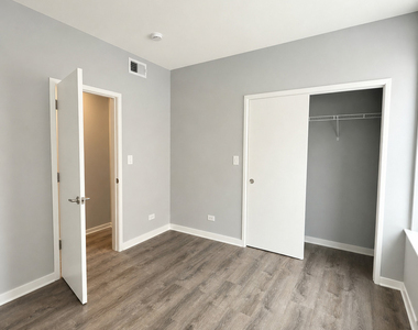 141 S Oak Park Avenue - Photo Thumbnail 5
