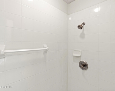12756 Bentwater Drive - Photo Thumbnail 15