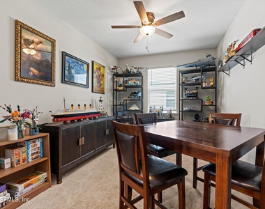 21 Creekmore Drive - Photo Thumbnail 4