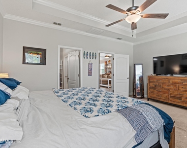21 Creekmore Drive - Photo Thumbnail 13