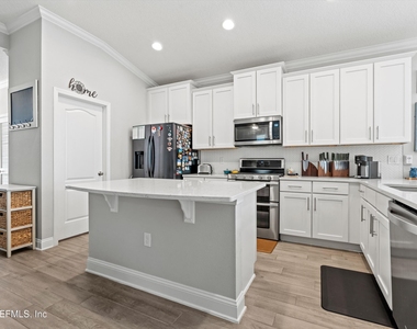 21 Creekmore Drive - Photo Thumbnail 5