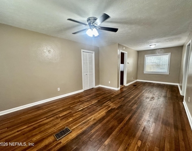 3533 Post Street - Photo Thumbnail 1