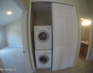 2200 Marsh Hawk Lane - Photo Thumbnail 10
