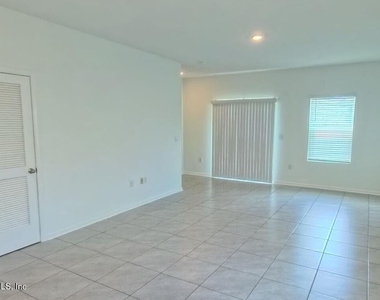 3994 Haymon Avenue - Photo Thumbnail 9